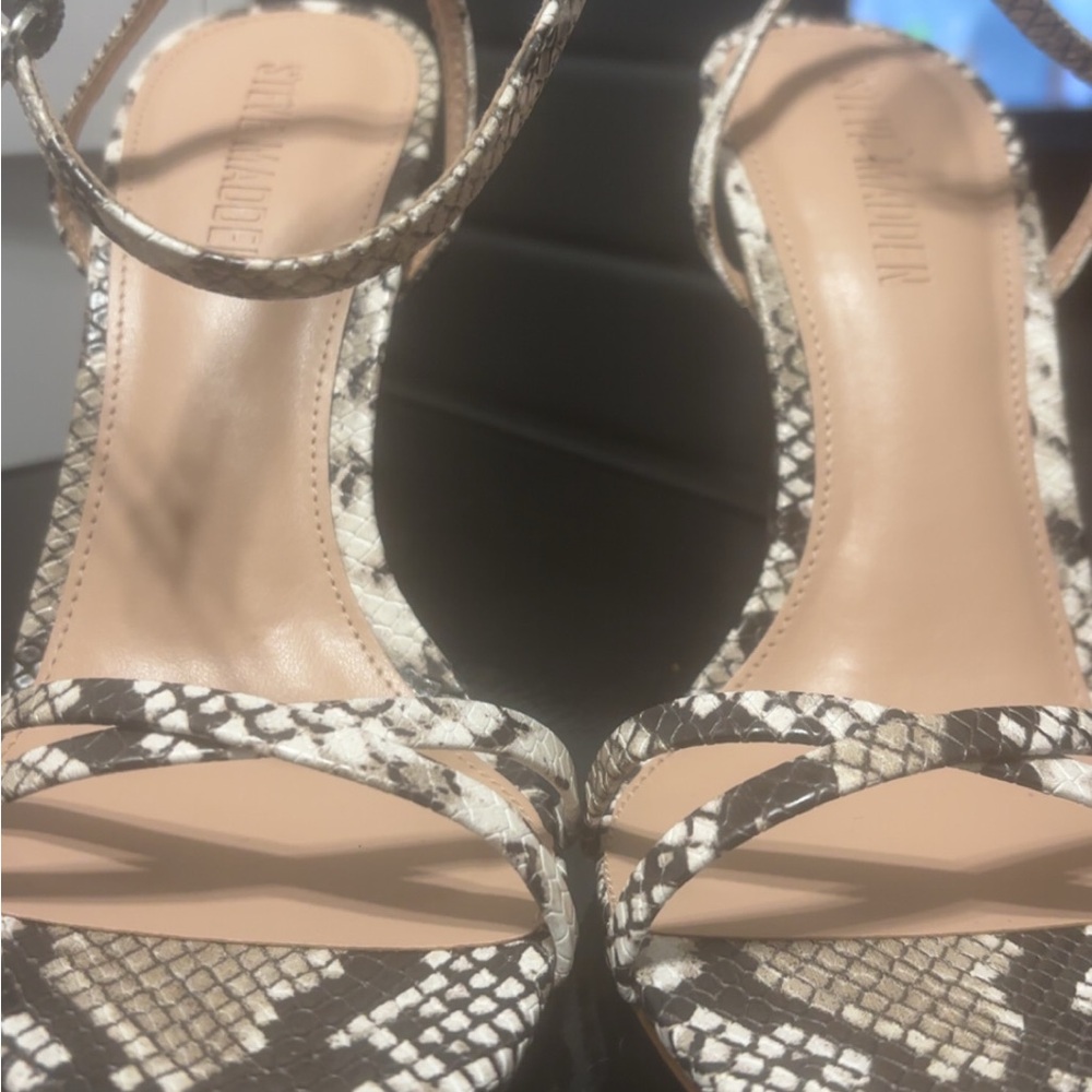 Steve Madden Black and White Snakeskin Heels